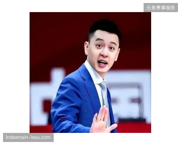 功勋主帅杨鸣离任引热议,辽宁队休赛期锋线引援成紧迫课题 功勋主帅杨鸣离任引热议,辽宁队休赛期锋线引援成紧迫课题
